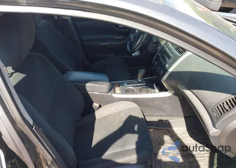 2015 Nissan Altima 2.5 S from USA, damaged, VIN 1N4AL3AP8FN391568